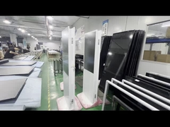 Внутренний ЖК-экран