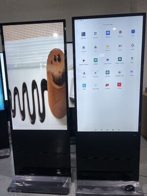 55-дюймовый цифровой вывесок LCD OS Android с яркостью ² 350 кд/м для экрана дисплея внутренней/наружной рекламы