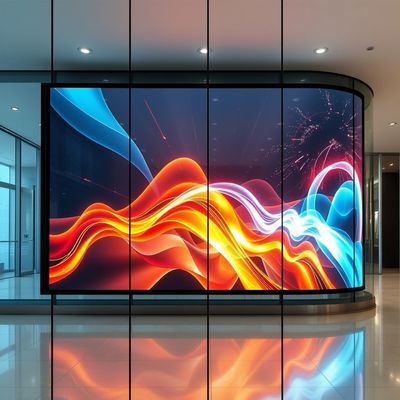 Сгибаемая прозрачная светодиодная дисплейная пленка IP65 Степень яркости 5000нитов Ультратонкий 3,9 мм Дизайн Простая установка для изогнутых поверхностей